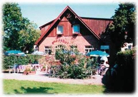 Zeesener Gasthof Hotel Koenigs Wusterhausen Exterior photo